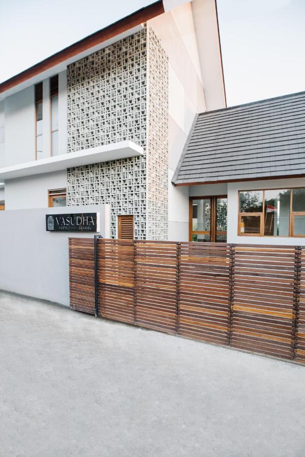 Vasudha Hostel Canggu Exterior foto
